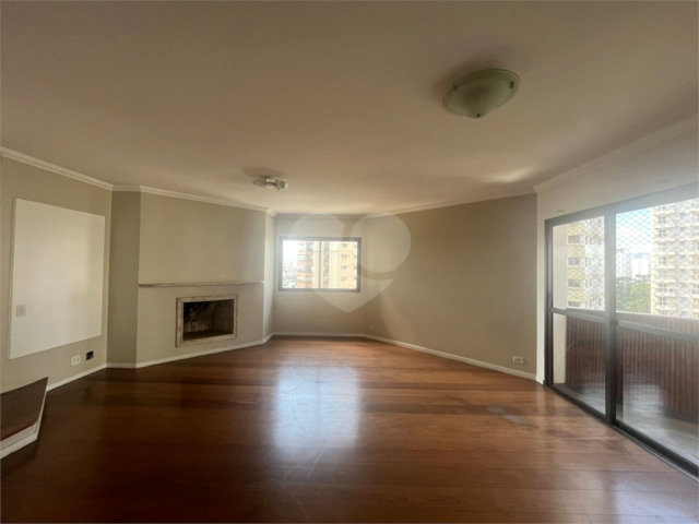 Apartamento à venda com 4 quartos, sendo 3 suítes,  em Santana, São Paulo, SP