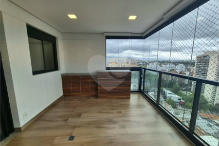 Apartamento à venda na Vila Leopoldina.