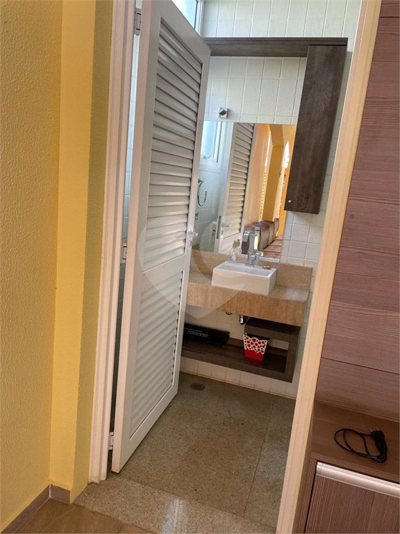 Casa à venda com 3 suítes no condomínio Angelo Vial, Sorocaba - SP