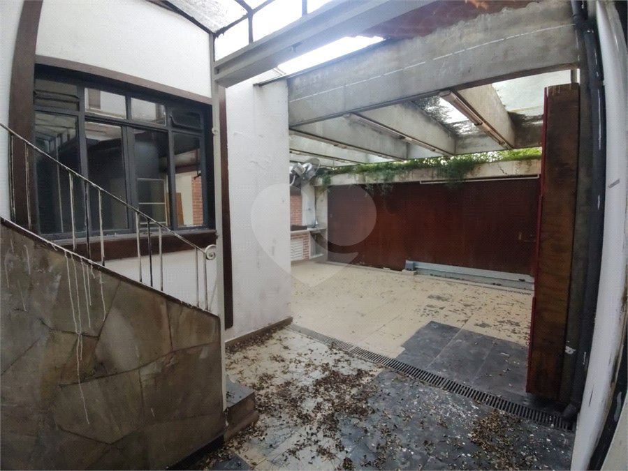 Sobrado à venda com 5 quartos, sendo 3 suítes, em Cidade Monções, São Paulo, SP