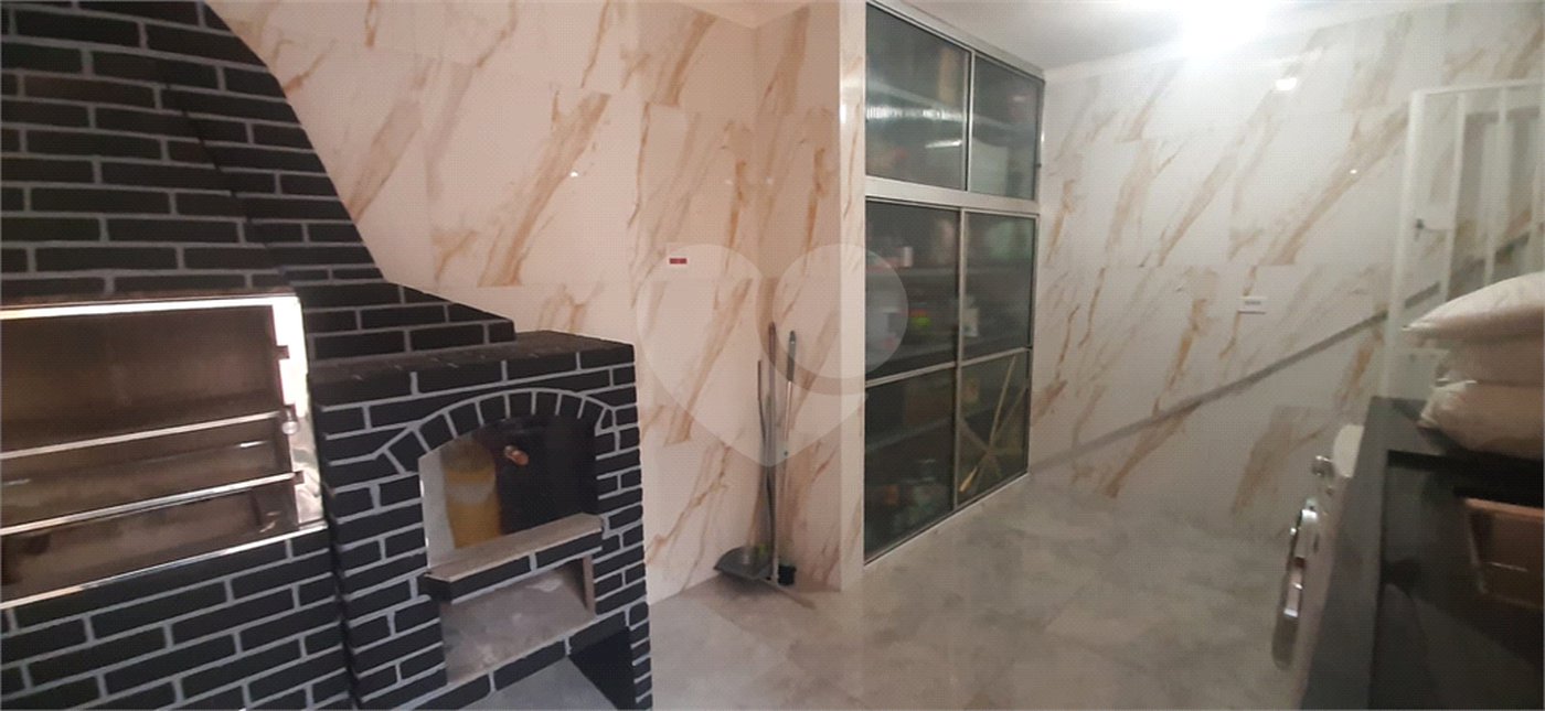 Sobrado à venda com 3 quartos, sendo 1 suíte, em Jardim Sarah, São Paulo, SP