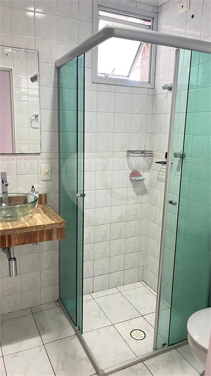 Apartamento à venda com 3 quartos em Cidade Líder, São Paulo, SP