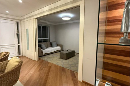 Casa à venda com 4 suítes no condomínio East Village, São Paulo - SP