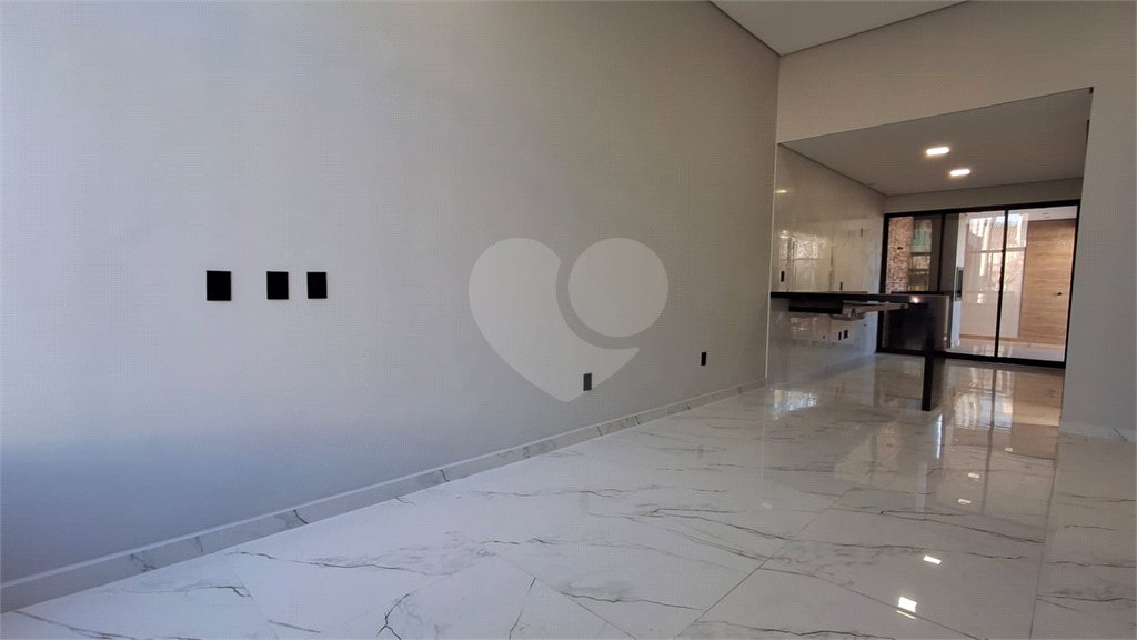 Casa à venda com 3 quartos, sendo 1 suíte, no condomínio Horto Florestal 1, Sorocaba - SP