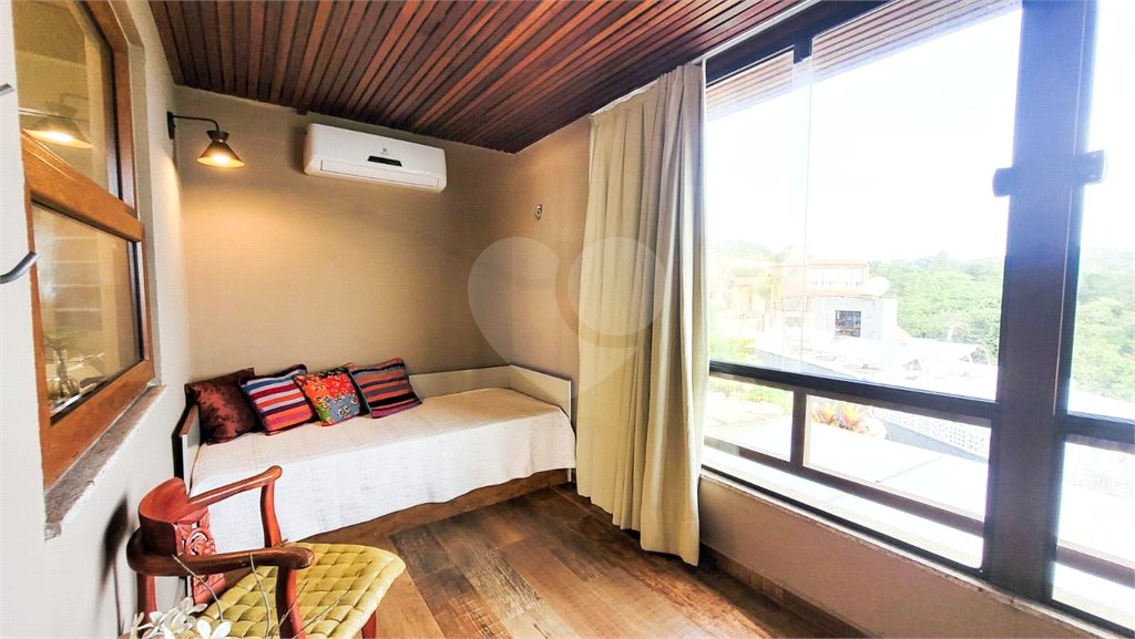 Casa à venda com 5 quartos, sendo 4 suítes,  em Albatroz, Armação dos Búzios, RJ