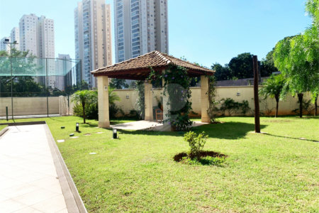Apartamento à venda com 2 quartos em Lapa, São Paulo, SP