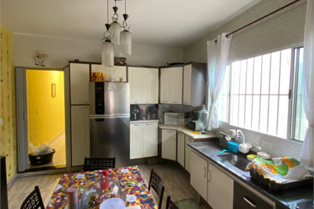Sobrado à venda com 4 quartos em Eldorado, São Paulo, SP