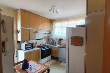 Sobrado à venda com 3 quartos, sendo 1 suíte, em Jardim Prudência, São Paulo, SP