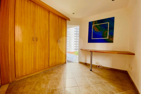 Apartamento à venda com 1 quarto em Real Parque, São Paulo, SP