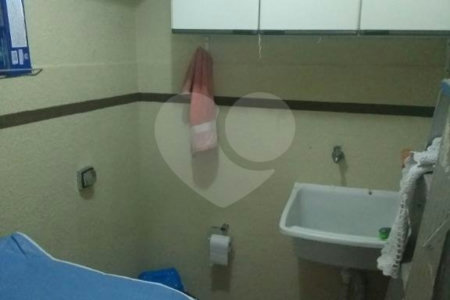 Sobrado à venda com 2 quartos em Jardim Monte Alegre, São Paulo, SP