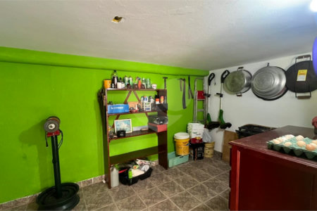 Casa à venda com 2 quartos, sendo 1 suíte, no Centro, Sarapuí, SP