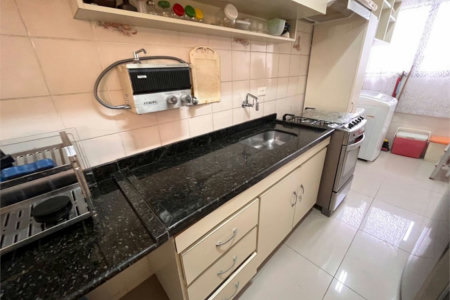 Apartamento com 2 dormitórios à venda, 65 m² por R$ 424.000,00 - Vila Júlia - Guarujá/SP