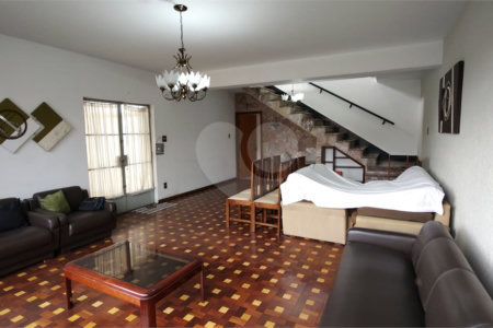 Casa à venda com 3 quartos em Água Fria, São Paulo, SP