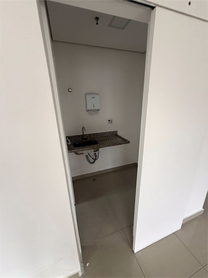 Sala Comercial para venda e locação, Boqueirão, Santos - SA0048.
