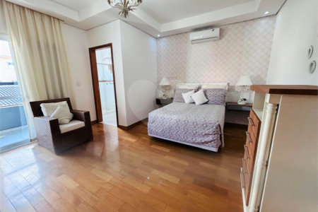 Casa à venda com 4 quartos, sendo 2 suítes, no condomínio Carmen Blanco, Sorocaba - SP