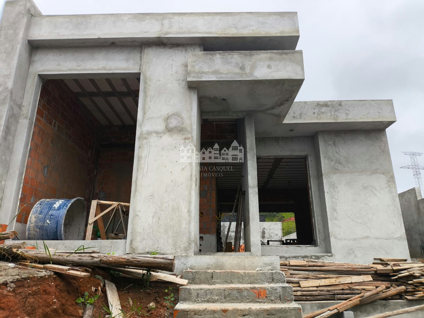 Casa à venda com 3 quartos, sendo 1 suíte,  em Loteamento Parque Residencial Serras de Atibaia II, Atibaia, SP