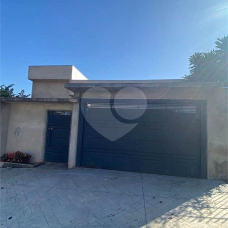 Casa Térrea à venda com 3 quartos, sendo 1 suíte, em Vila Cidade Industrial (vila Xavier), Araraquara, SP