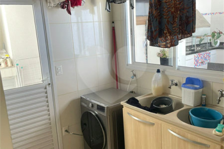 Casa à venda com 3 quartos, sendo 1 suíte, no condomínio Quinta da Boa Vista, Jundiaí - SP