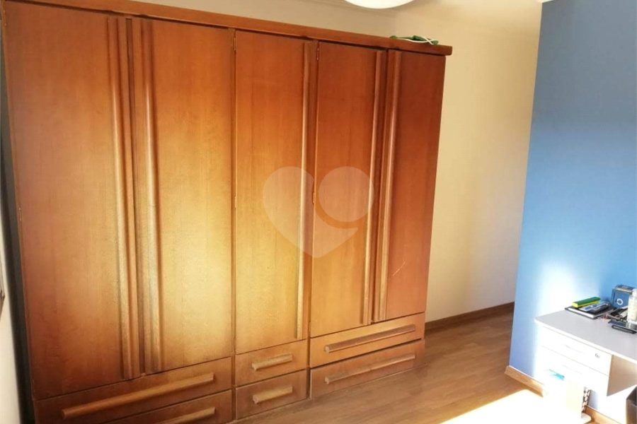 Sobrado à venda com 3 quartos, sendo 1 suíte, em Tremembé, São Paulo, SP