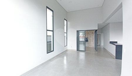 Casa à venda com 3 suítes no condomínio Vita Verdi, Valinhos - SP