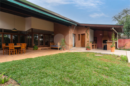 Casa Térrea à venda com 3 quartos, sendo 1 suíte,  em Alto da Boa Vista, São Paulo, SP