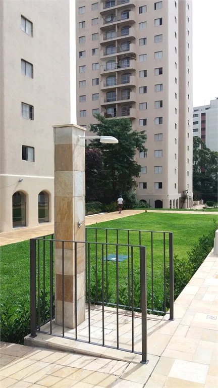 Apartamento à venda com 3 quartos em Vila Suzana, São Paulo, SP