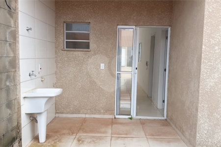 Casa à venda com 2 quartos em Vila Popular, Itapetininga, SP