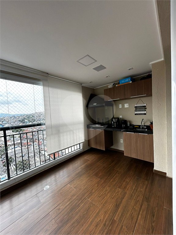 Apartamento à venda com 2 suítes em Jardim Flor da Montanha, Guarulhos, SP