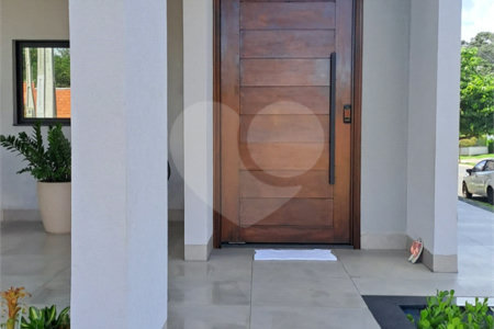 Casa à venda com 3 quartos, sendo 1 suíte, em Village Moutonnée, Salto, SP