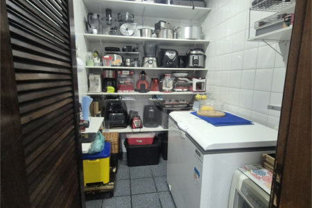 Casa à venda com 4 quartos, sendo 3 suítes,  em Planalto Paulista, São Paulo, SP