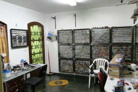 Sobrado à venda com 8 quartos, sendo 2 suítes,  em Santana, São Paulo, SP