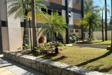 Apartamento à venda com 2 quartos, sendo 1 suíte,  em Itaim Bibi, São Paulo, SP