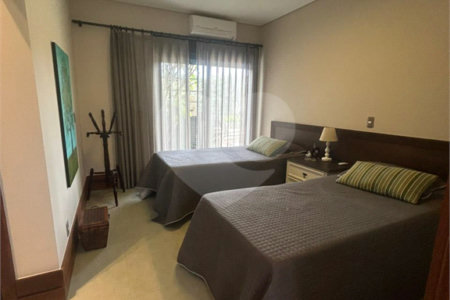 Casa à venda com 3 suítes no condomínio Campo de Toscana, Vinhedo - SP