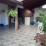 Sobrado à venda com 5 quartos, sendo 2 suítes,  em Jardim da Granja, São José dos Campos, SP