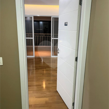 Apartamento à venda com 3 quartos, sendo 1 suíte, no Centro, São Bernardo do Campo, SP