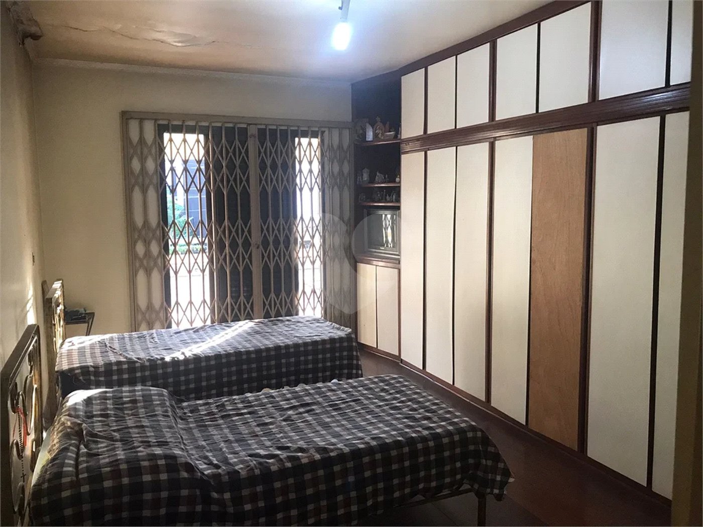 Sobrado à venda com 5 quartos, sendo 1 suíte, em Tremembé, São Paulo, SP
