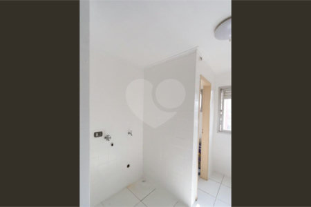 Apartamento à venda com 3 quartos, sendo 1 suíte, em Jardim Marajoara, São Paulo, SP