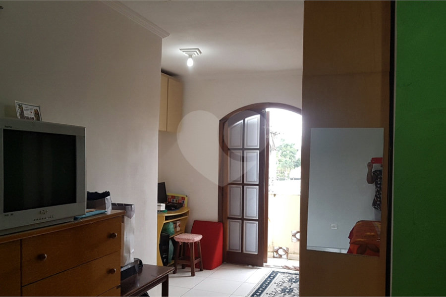 Sobrado à venda com 2 suítes em Tremembé, São Paulo, SP