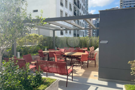 Apartamento à venda com 2 quartos, sendo 1 suíte, em Santo Amaro, São Paulo, SP