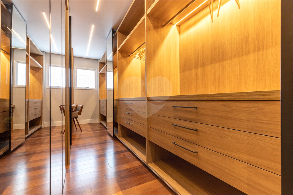 Apartamento à venda com 4 suítes em Parque Campolim, Sorocaba, SP