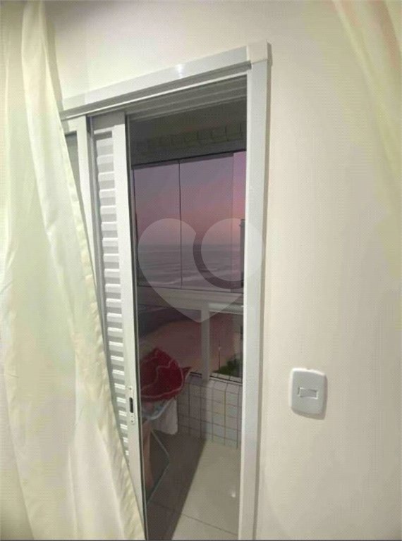 Duplex à venda com 3 suítes em Caiçara, Praia Grande, SP