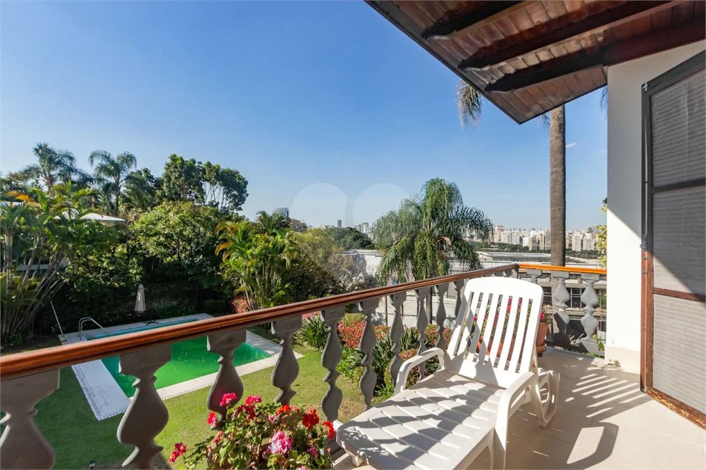 Casa à venda com 5 quartos, sendo 3 suítes, em Jardim Guedala, São Paulo, SP