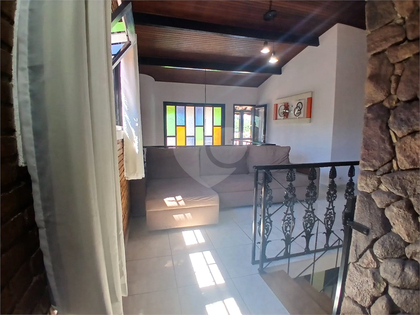 Casa à venda com 3 quartos, sendo 1 suíte,  em Recreio Maristela, Atibaia, SP