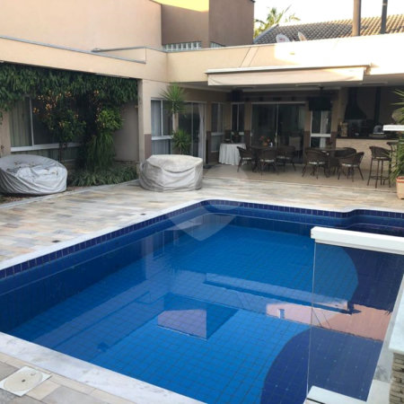 Casa à venda com 5 suítes no condomínio Terras de Mont Serrat, Salto - SP
