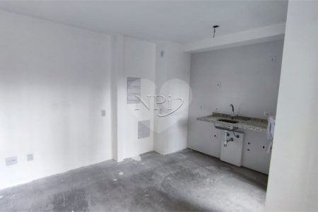 Apartamento à venda com 3 quartos, sendo 2 suítes,  em Moema, São Paulo, SP