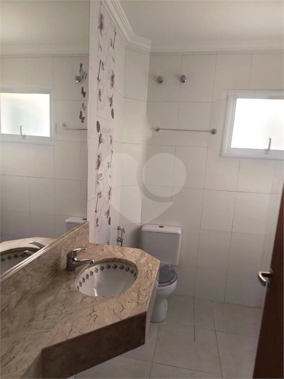 Casa à venda ou para alugar com 3 quartos, sendo 1 suíte, no condomínio Vista Verde, Indaiatuba - SP