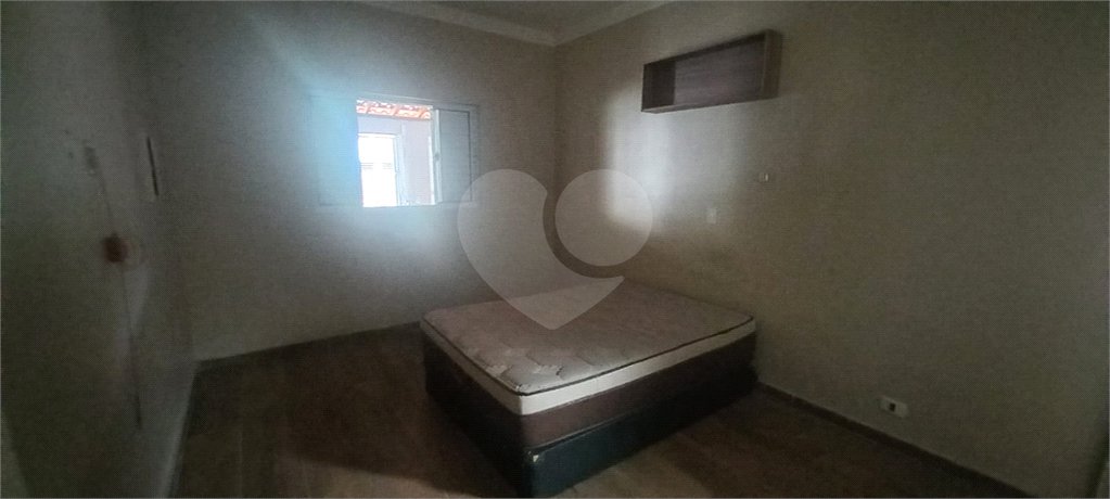 Casa Térrea à venda com 4 quartos, sendo 3 suítes, em Vila Galvão, Guarulhos, SP
