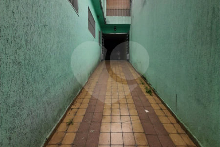 Sobrado à venda com 2 quartos em Vila Margarida, São Paulo, SP