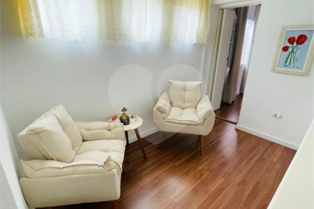 Casa à venda com 4 quartos, sendo 1 suíte,  em Jardim Stella, Santo André, SP