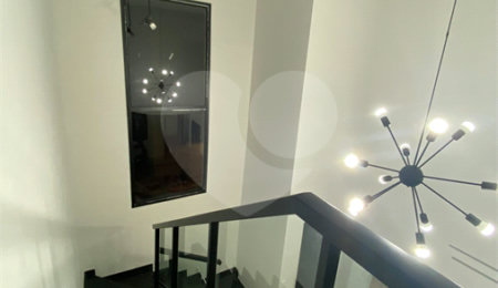 Casa à venda com 3 quartos, sendo 1 suíte,  no condomínio Residencial Marchant Buarque, Atibaia - SP